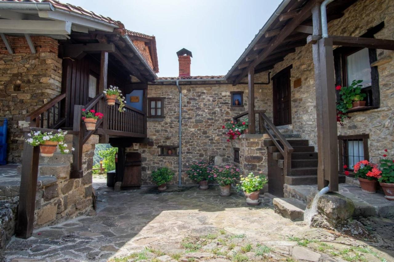Viviendas El Barrio Cabezon de Liebana Bagian luar foto
